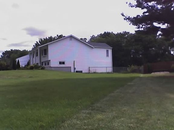 2nd image of 21 Sheffield Dr