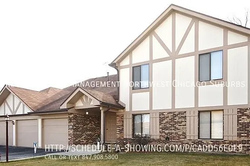 1228 Knottingham Ct #2B Photo 1