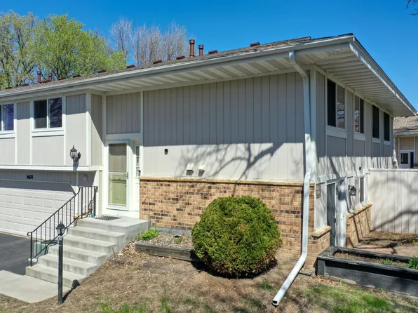 6674 Ives Ln N, Maple Grove, MN 55369