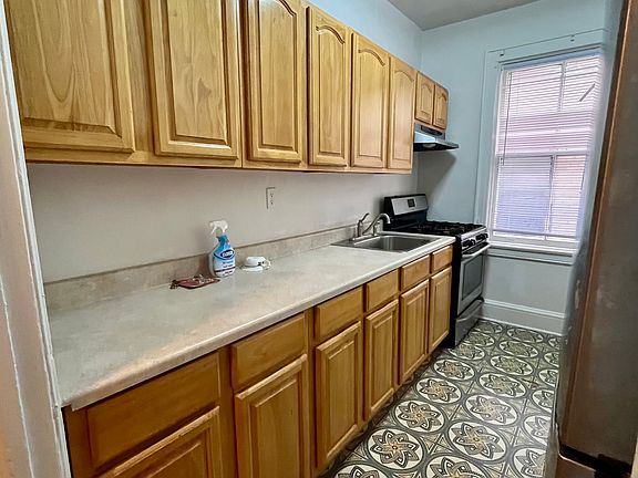 5th image of 4320 41st St APT 1F