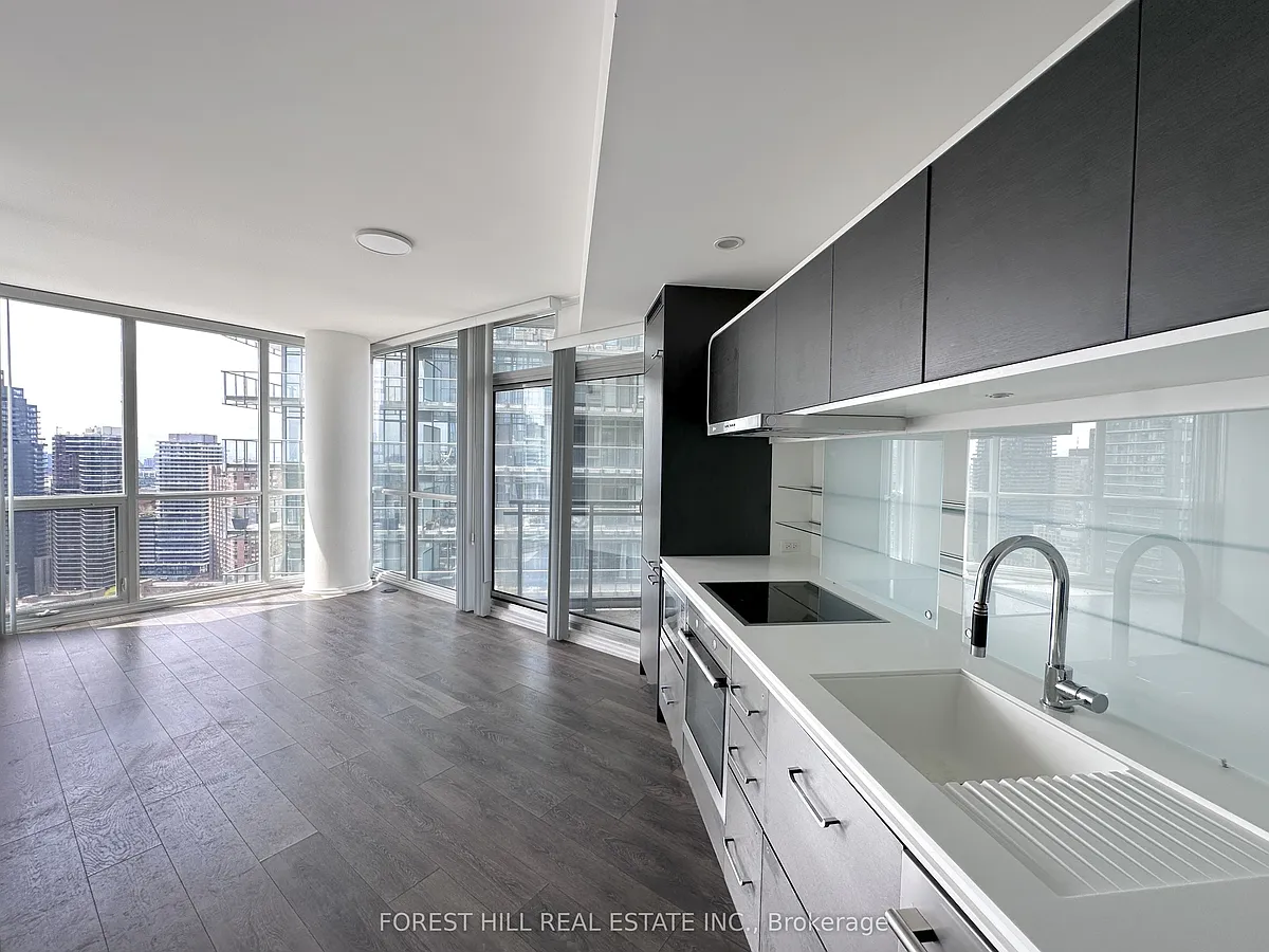 Building Photo - 45 Charles St E #3302