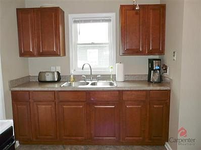 2nd image of 813 Vasbinder Dr