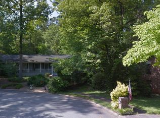 4872 Valley View Ct, Atlanta, GA 30338