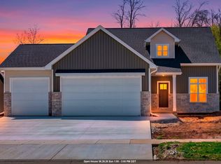N9273 Constellation Dr, Appleton, WI 54915