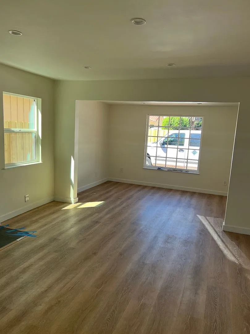 256 Alvarado — Photo 4