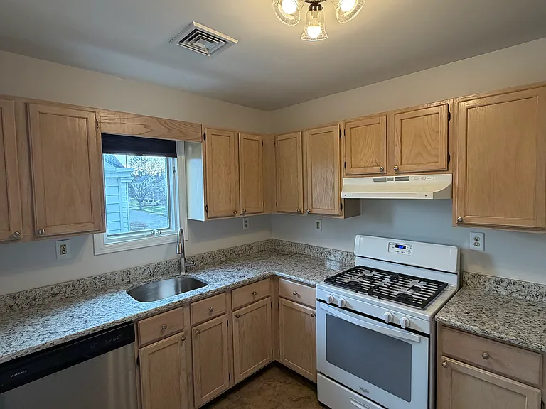 101 Liberty St #2 — Photo 6