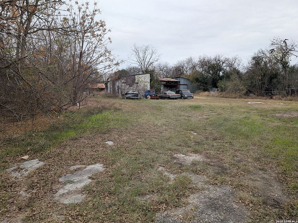 1st image of 550 W Broadview LOT 37