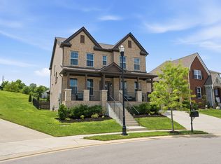 819 Ryecroft Ln, Franklin, TN 37064