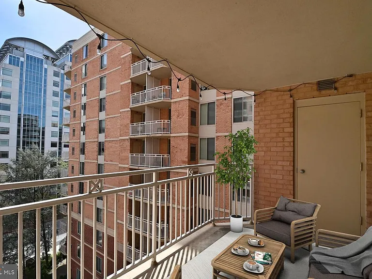 7500 Woodmont Ave #S712 — Photo 25