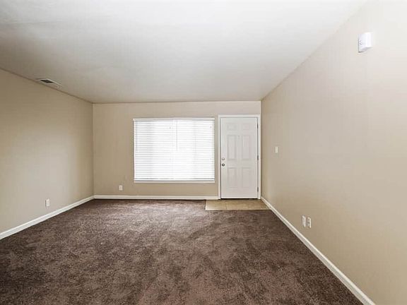 3rd image of 6060 N Haven Dr