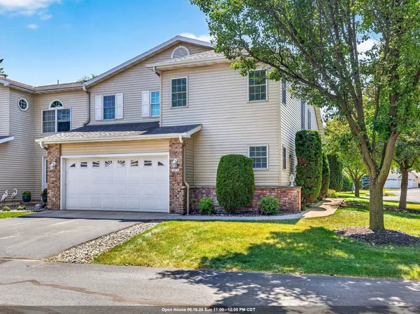 1027 E Green Tree Ct, Appleton, WI 54915