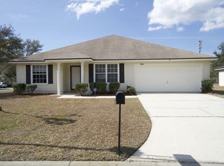 3786 E Lauren Oak Ln, Jacksonville, FL 32221
