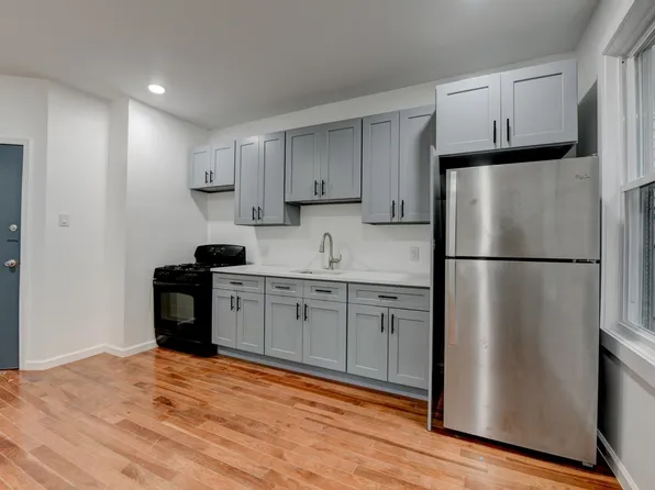 37 Logan Avenue image 7 of 30