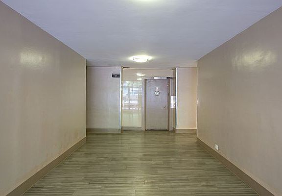 5th image of 845 43rd St APT 7H