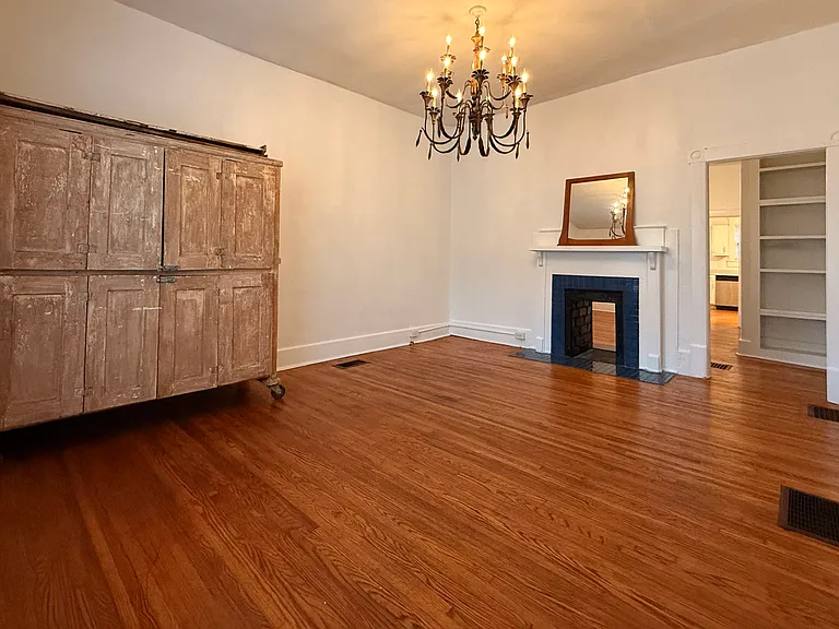 653 Wedgewood Ave #A — Photo 3