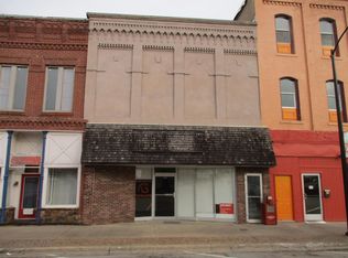 110 S Kansas Ave, Columbus, KS 66725