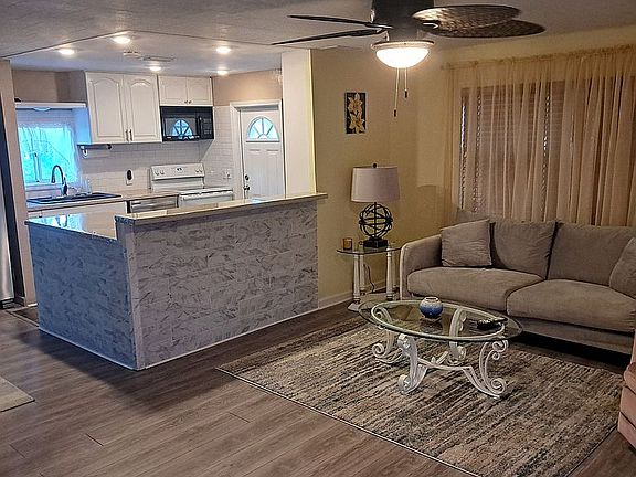 livingroom, open floor plan