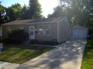 1213 N 19th St, Council Bluffs, IA 51501