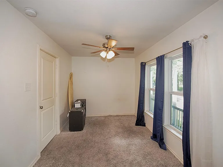 2802 Canfield St — Photo 23
