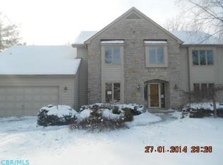 6165 Memorial Dr, Dublin, OH 43017