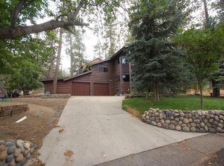 1081 Partridge Rd, Wrightwood, CA 92397