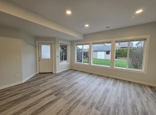 10282 Kent Rd, Chilliwack, BC V2P5X7