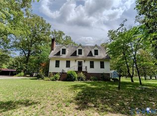 1033 Smithfield Rd, Saint Stephens Church, VA 23148