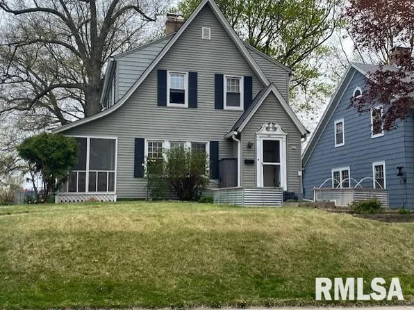 2936 Farnam St, Davenport, IA 52803