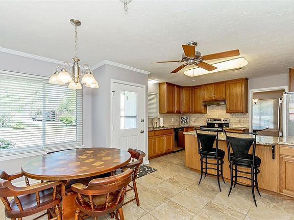5th image of 425 Eufaula Ct