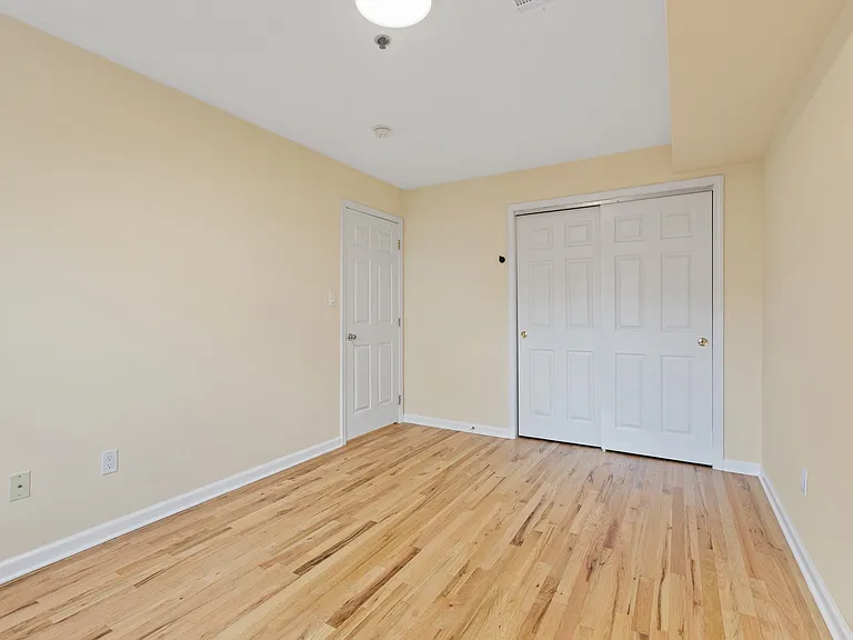 121 Jackson St #2 — Photo 16