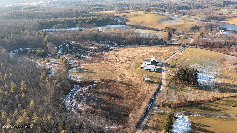 5th image of L15.212 Anders Road