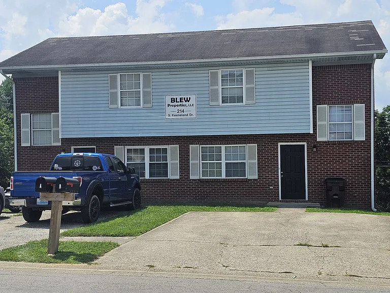 214 S Keeneland Dr #B — Photo 1