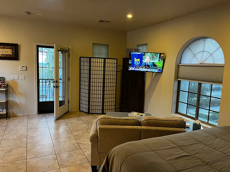 21103 W Sunrise Ln — Photo 5