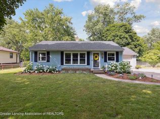 2164 Seminole Dr, Okemos, MI 48864