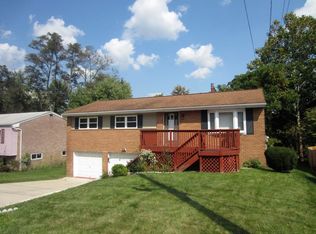 176 McAlister Dr, Pittsburgh, PA