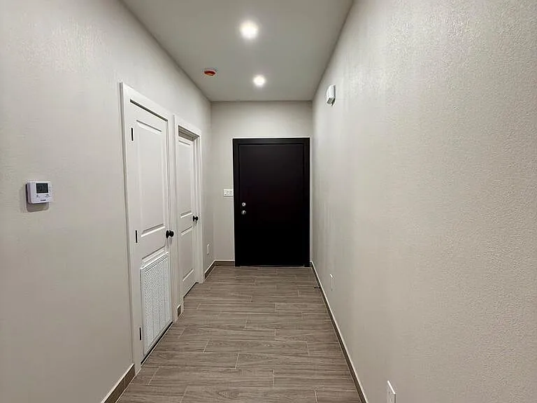 317 Avenida Del Sol #A — Photo 14