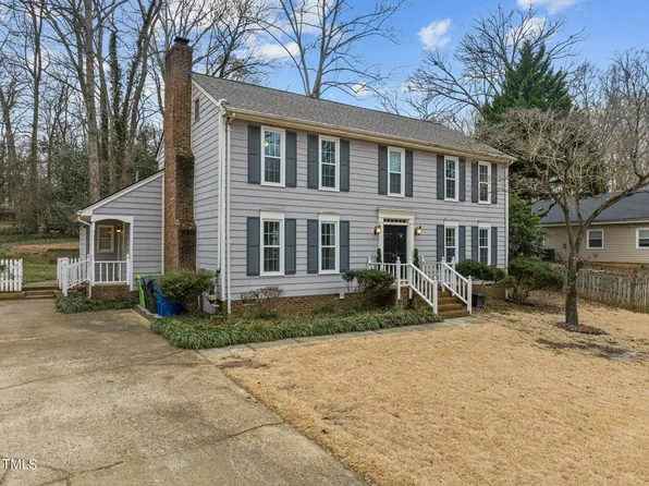 1104 Steinbeck Dr, Raleigh, NC 27609