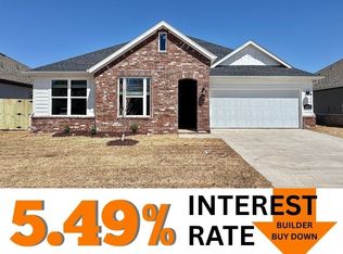 6004 SW Coywolf St, Bentonville, AR 72713