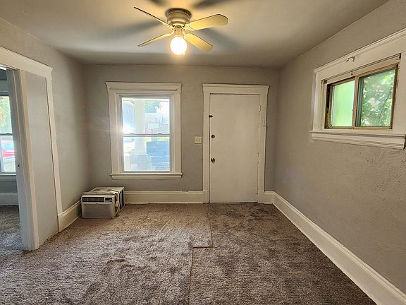 2nd image of 1626 Auburn Ave #1