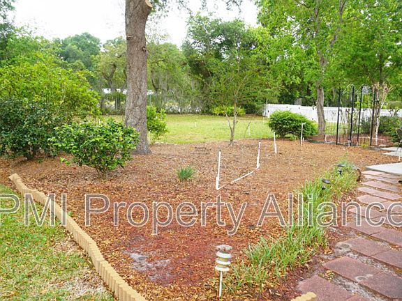 3rd image of 1521 Parkglen Cir