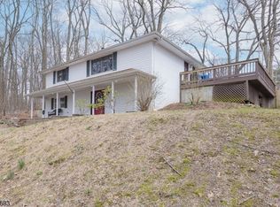 6 Shomokin Rd, Vernon, NJ 07422