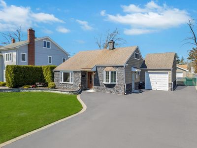61 Maple Street, Islip, NY, 11751