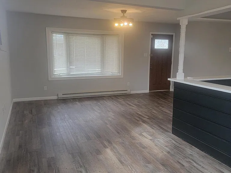 307 Algonquin Trl — Photo 6