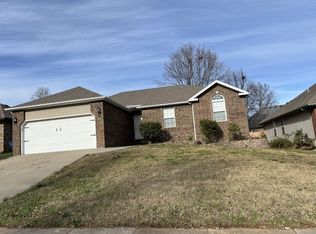 3371 W Erie St, Springfield, MO 65807