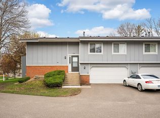 7880 Yucca Ln N, Maple Grove, MN 55311