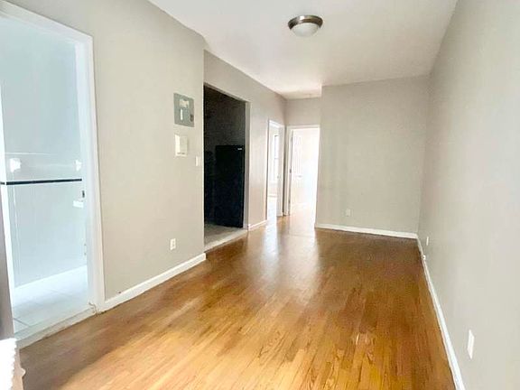 5th image of 511 E 73rd St APT 11