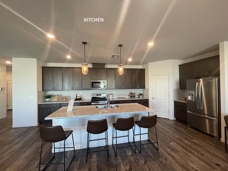 1862 Tule Ave — Photo 8