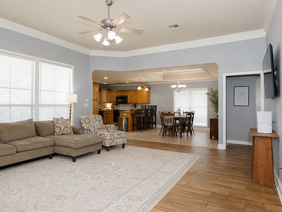 5th image of 9106 Summer Tree Cir #1