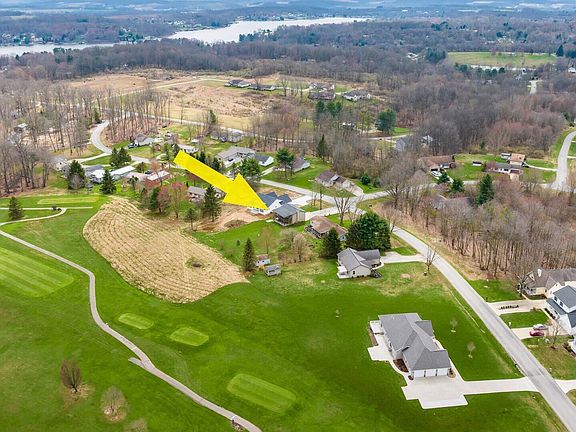 2nd image of 760 Country Club Dr