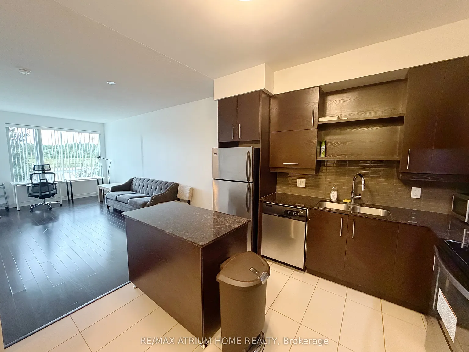 2 bed, $2,400 — Photo 2